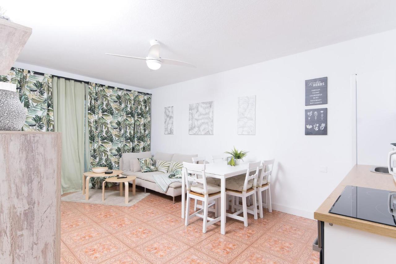 Sea View, Newly Renovated, 2 Bedrooms Apartment In Costa Adeje Dış mekan fotoğraf